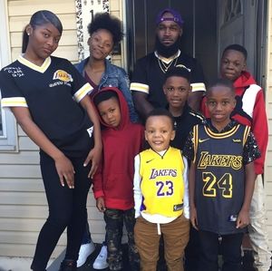 Meet your Posher, Quinn